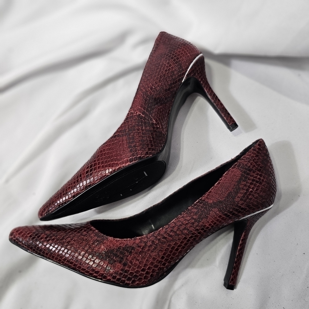 Lauren Ralph Lauren Sarina snake print high heels 8.5B